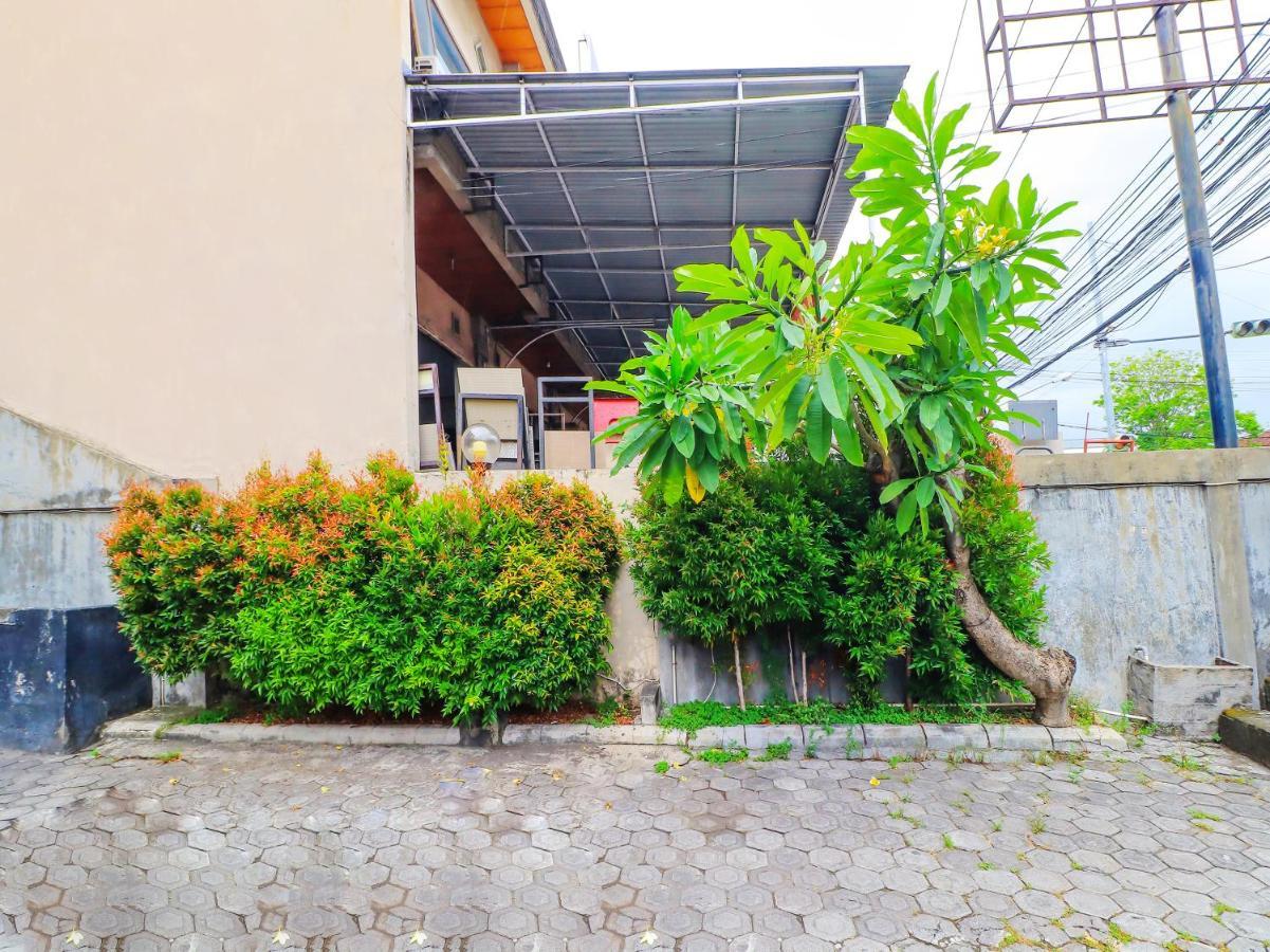 Oyo 91608 Hotel Gatsu Indah Denpasar Dış mekan fotoğraf